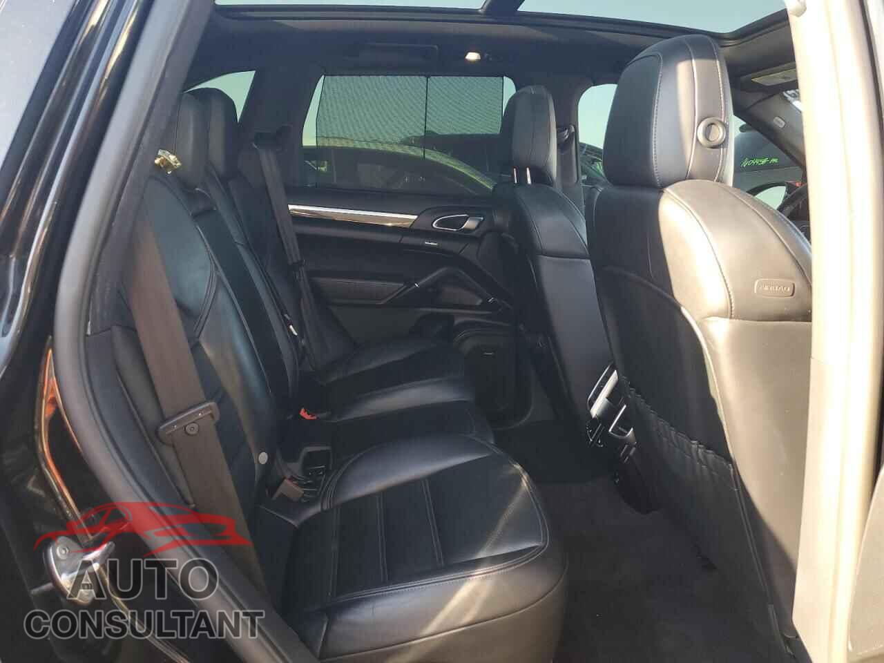 PORSCHE CAYENNE 2016 - WP1AE2A22GLA64307