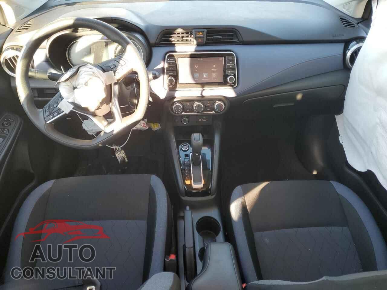 NISSAN VERSA 2024 - 3N1CN8EVXRL846897
