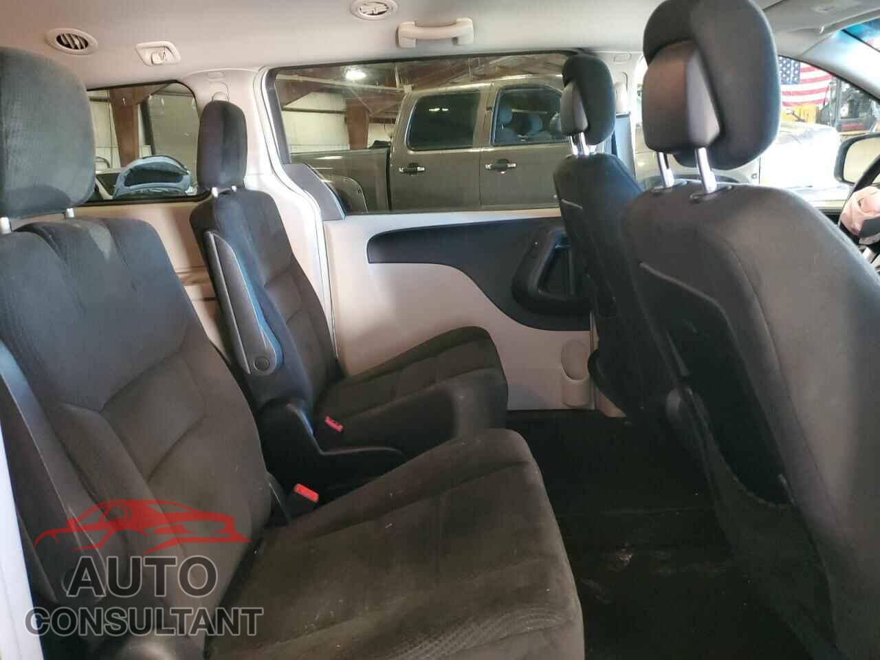 DODGE CARAVAN 2015 - 2C4RDGCG8FR683559
