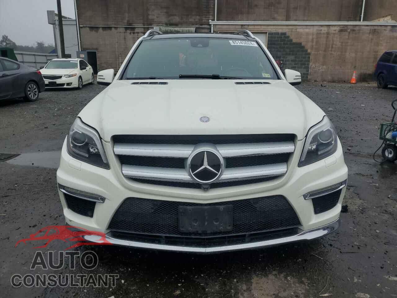 MERCEDES-BENZ GL-CLASS 2015 - 4JGDF7DEXFA457296