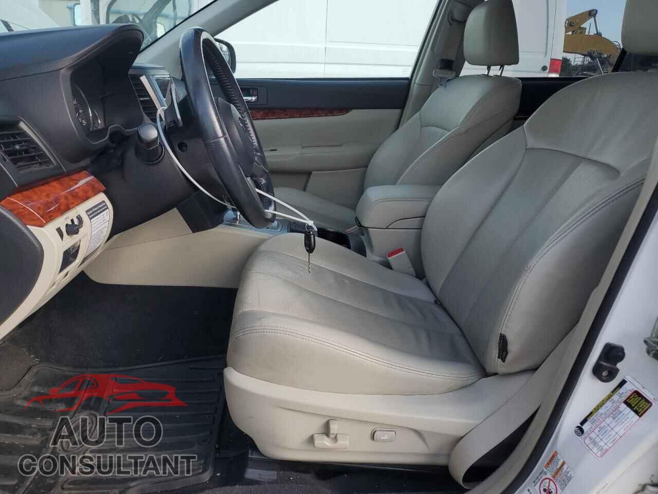 SUBARU OUTBACK 2011 - 4S4BRDKC3B2376031