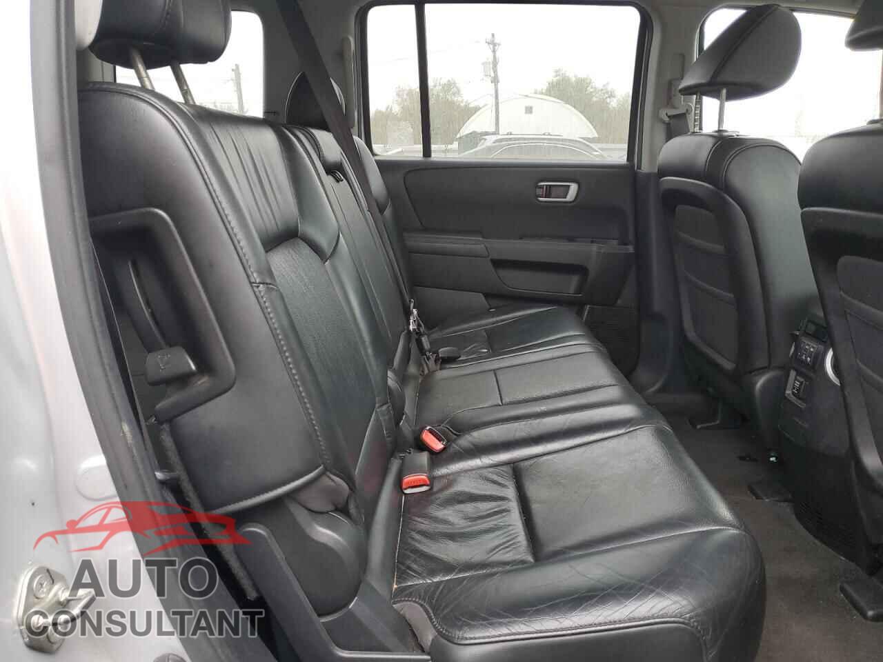 HONDA PILOT 2011 - 5FNYF4H77BB063336