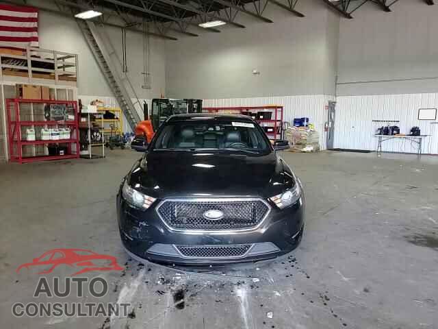 FORD TAURUS 2015 - 1FAHP2KTXFG114174
