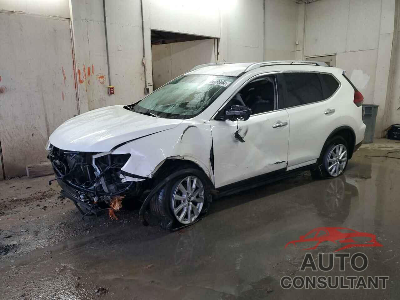 NISSAN ROGUE 2018 - JN8AT2MV2JW306147