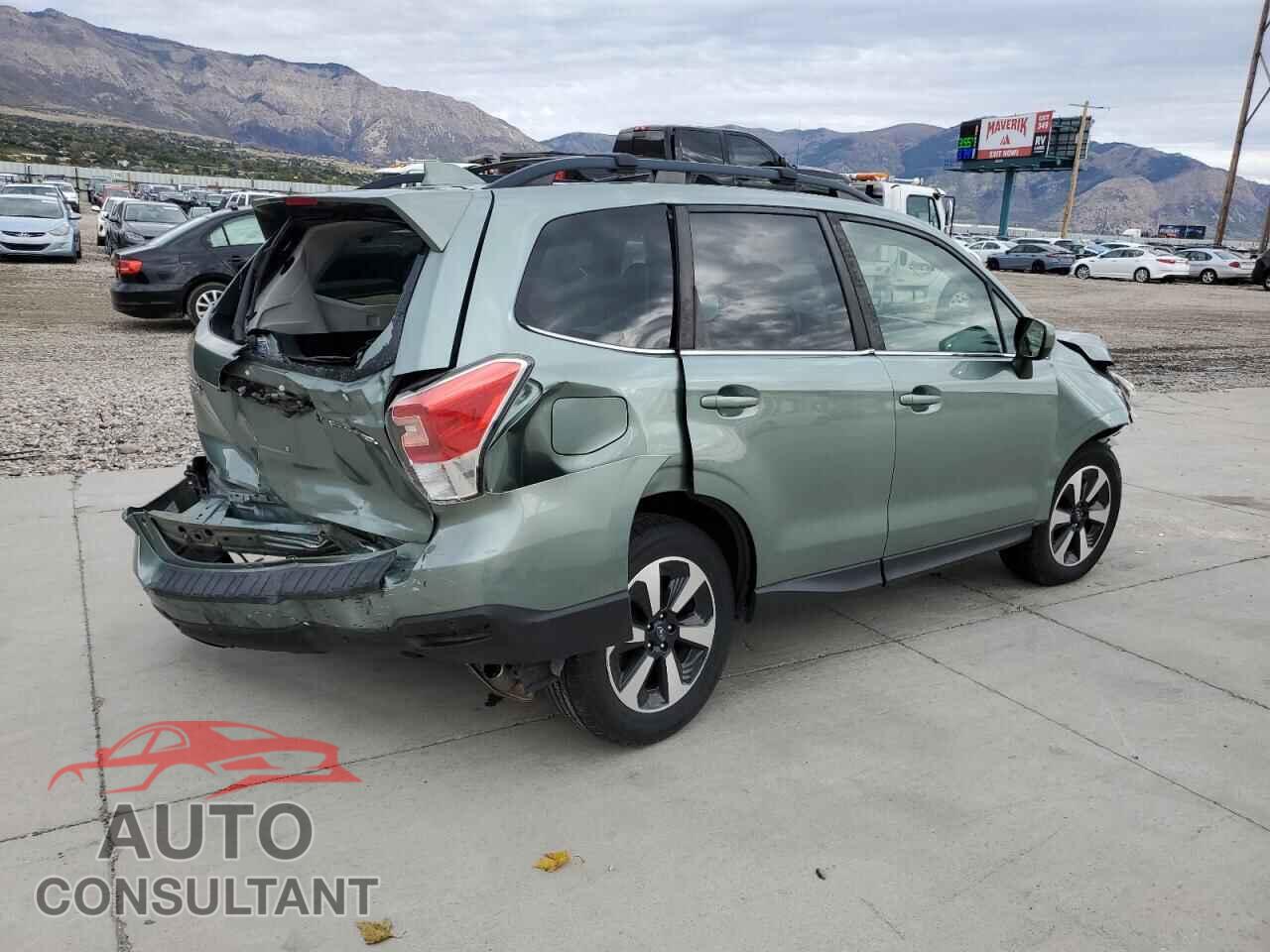 SUBARU FORESTER 2018 - JF2SJARC8JH586461
