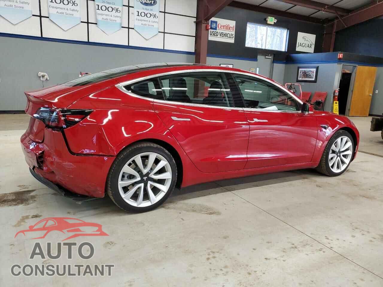 TESLA MODEL 3 2018 - 5YJ3E1EB4JF121647