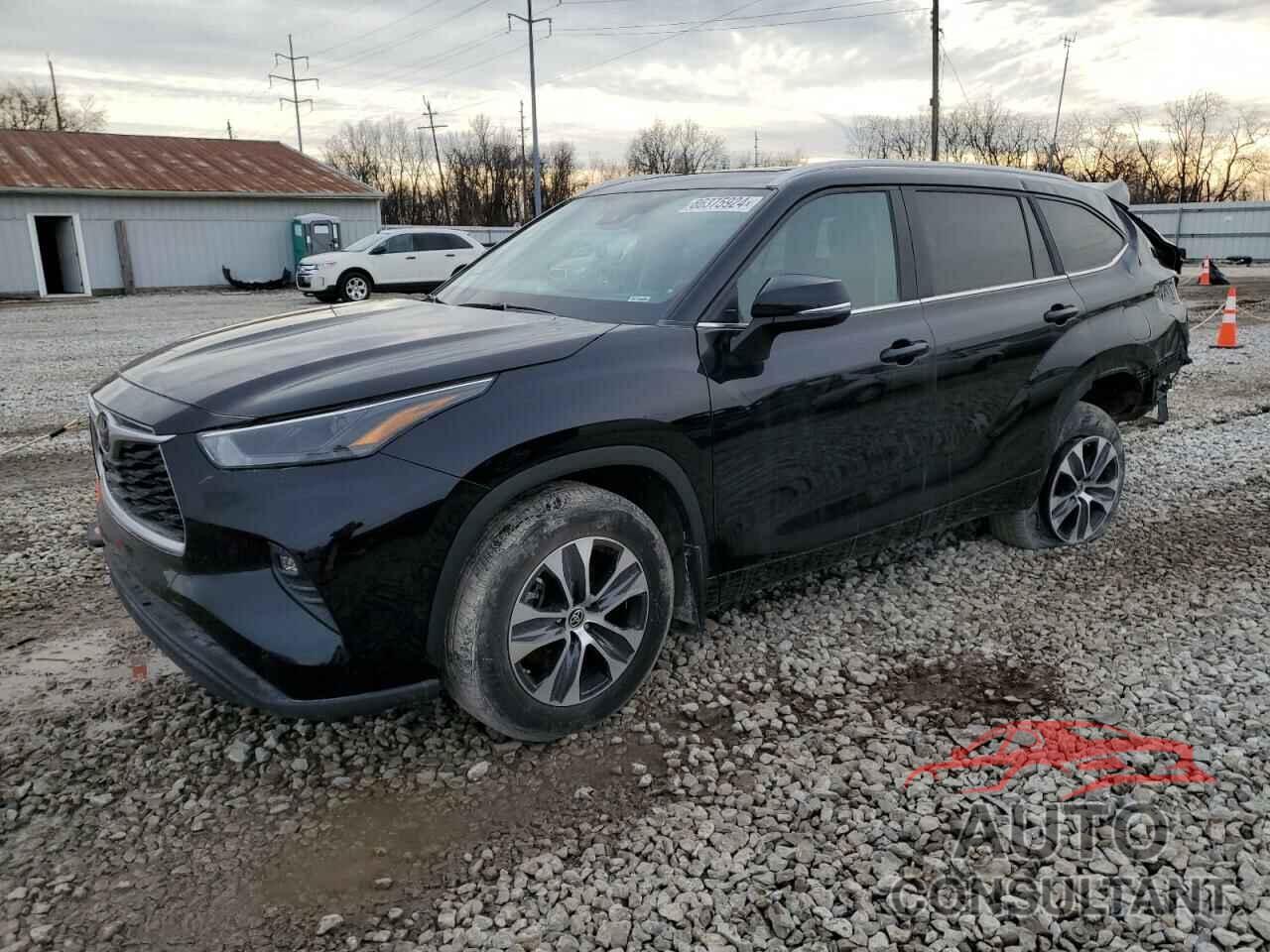 TOYOTA HIGHLANDER 2023 - 5TDKDRBH0PS028909