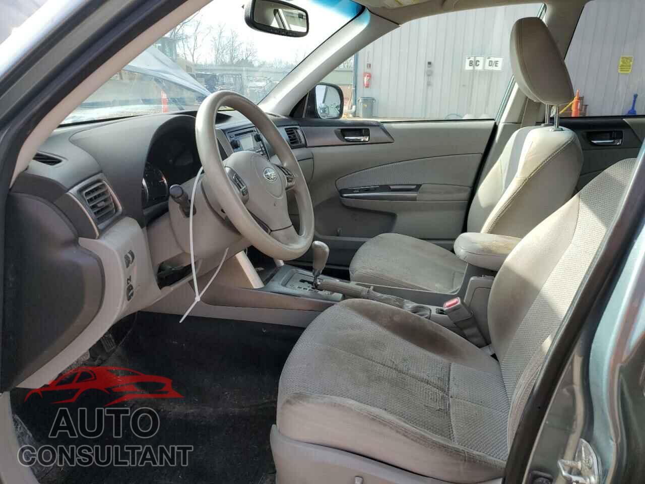 SUBARU FORESTER 2011 - JF2SHBDC0BH733768
