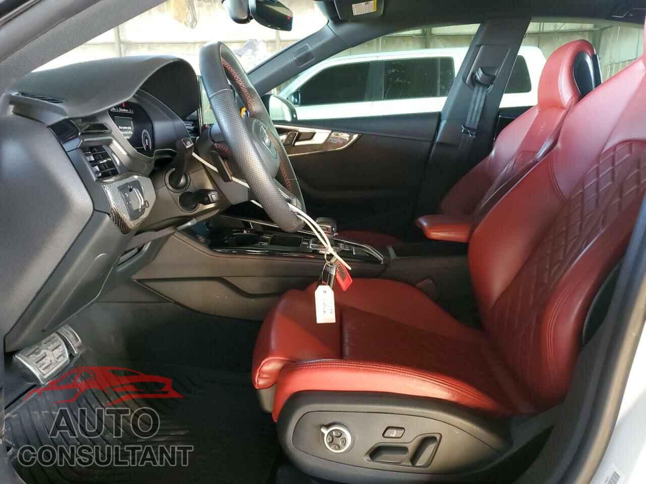 AUDI S5/RS5 2022 - WAUC4CF52NA011604