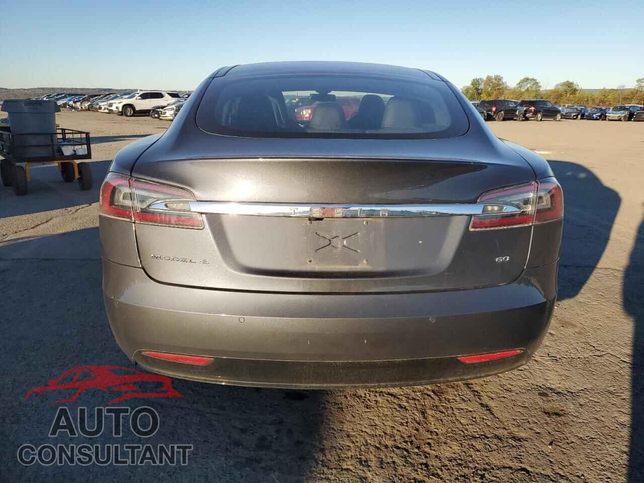 TESLA MODEL S 2016 - 5YJSA1E10GF148691