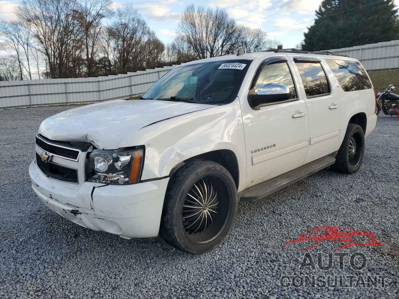 CHEVROLET SUBURBAN 2011 - 1GNSCJE02BR361248