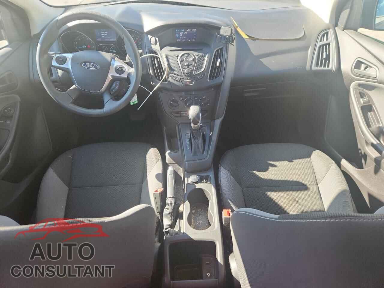 FORD FOCUS 2013 - 1FADP3E23DL374024