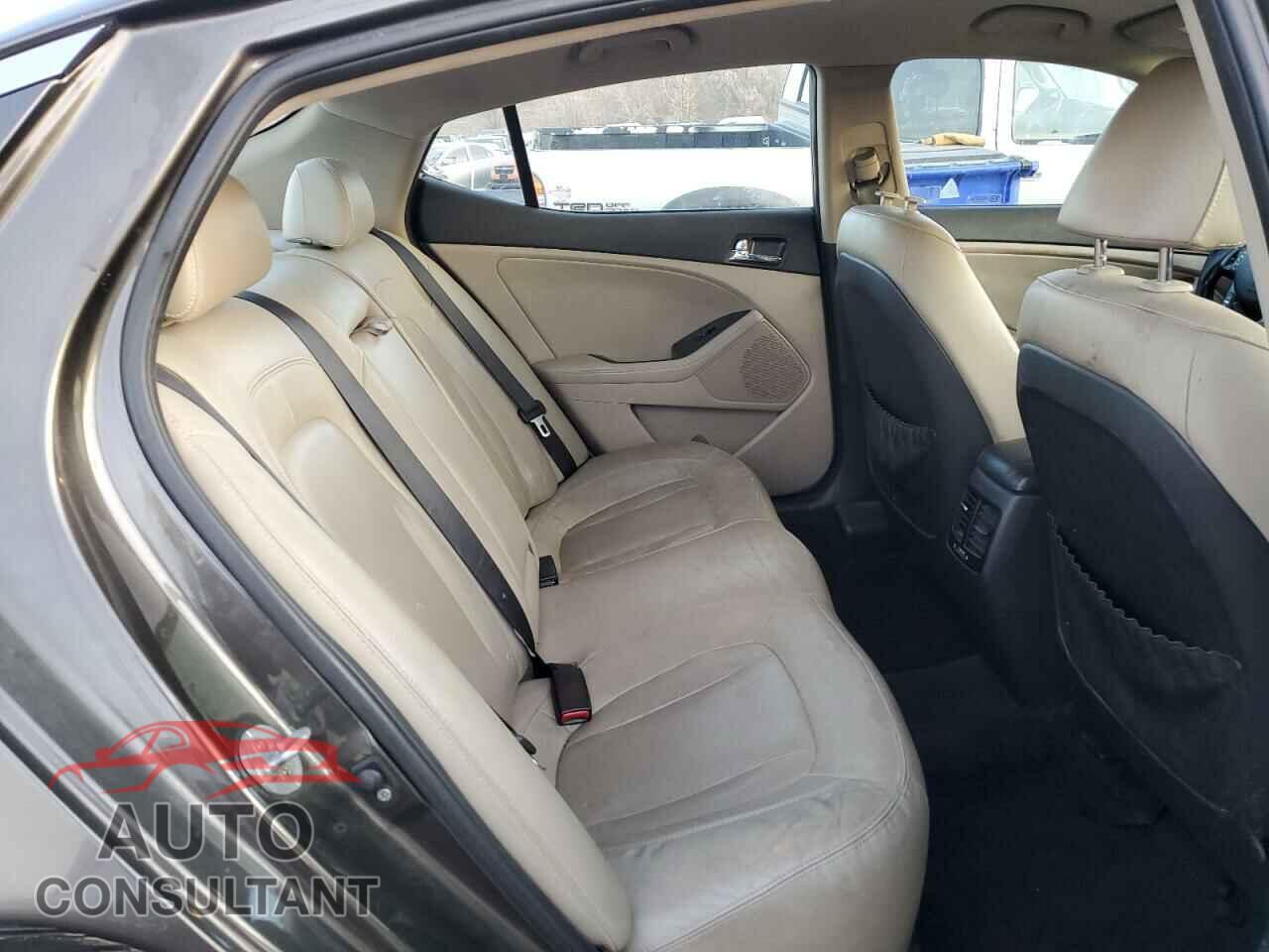 KIA OPTIMA 2011 - KNAGN4A79B5079481
