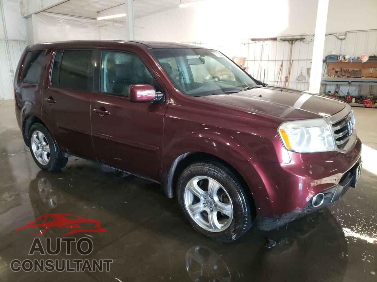 HONDA PILOT 2015 - 5FNYF4H50FB036645