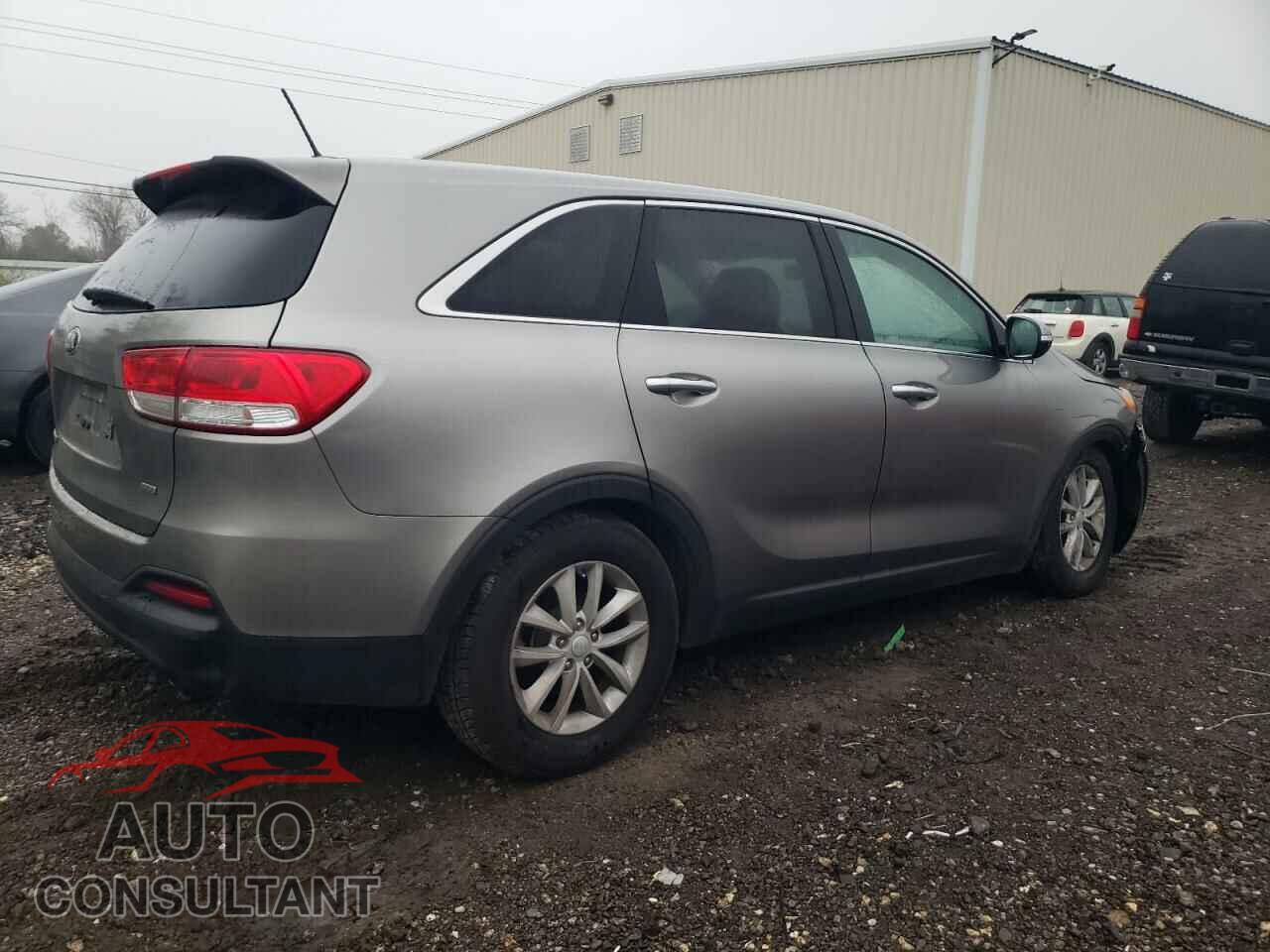 KIA SORENTO 2017 - 5XYPG4A33HG299564