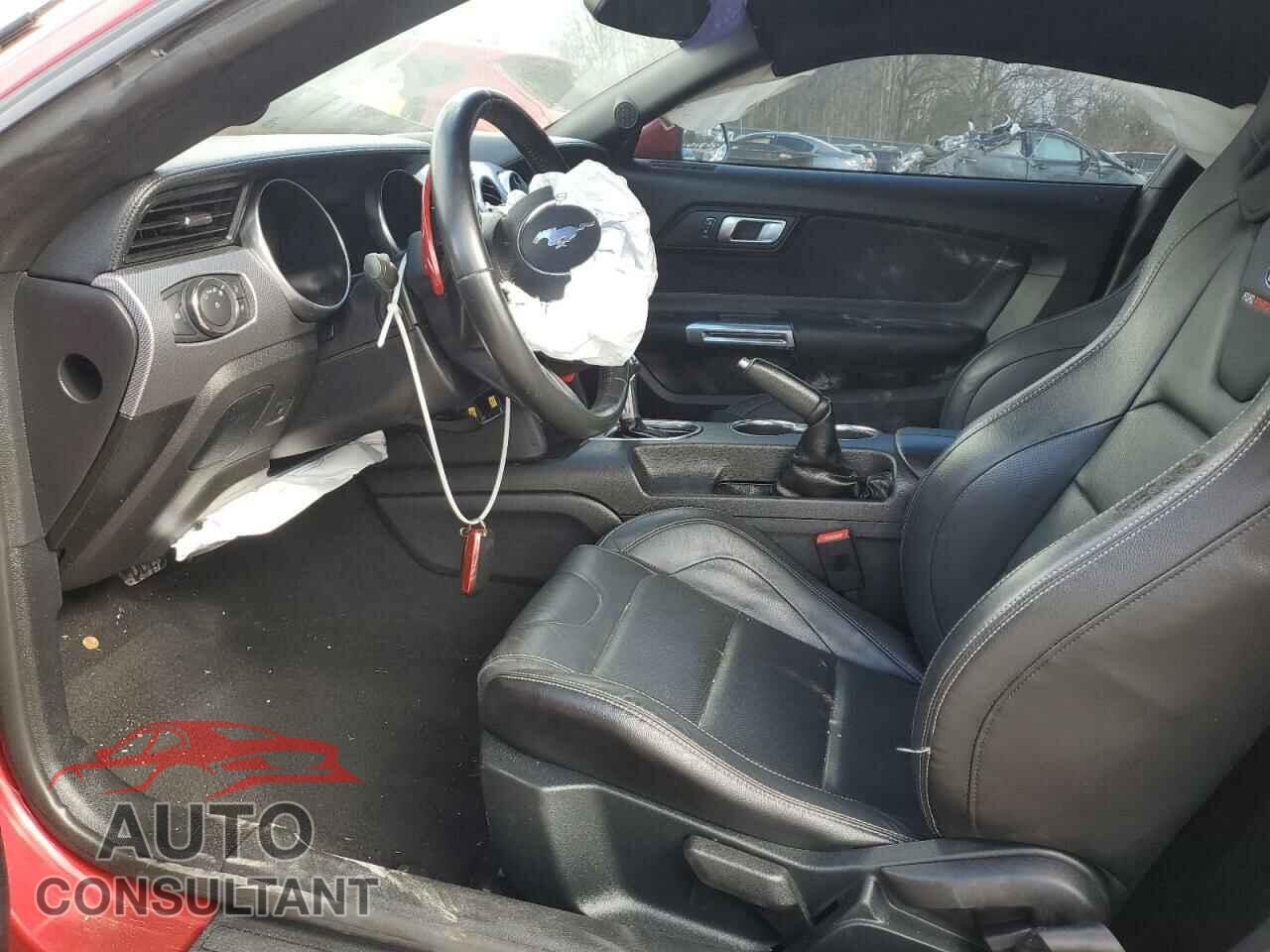 FORD MUSTANG 2020 - 1FA6P8CF0L5145203