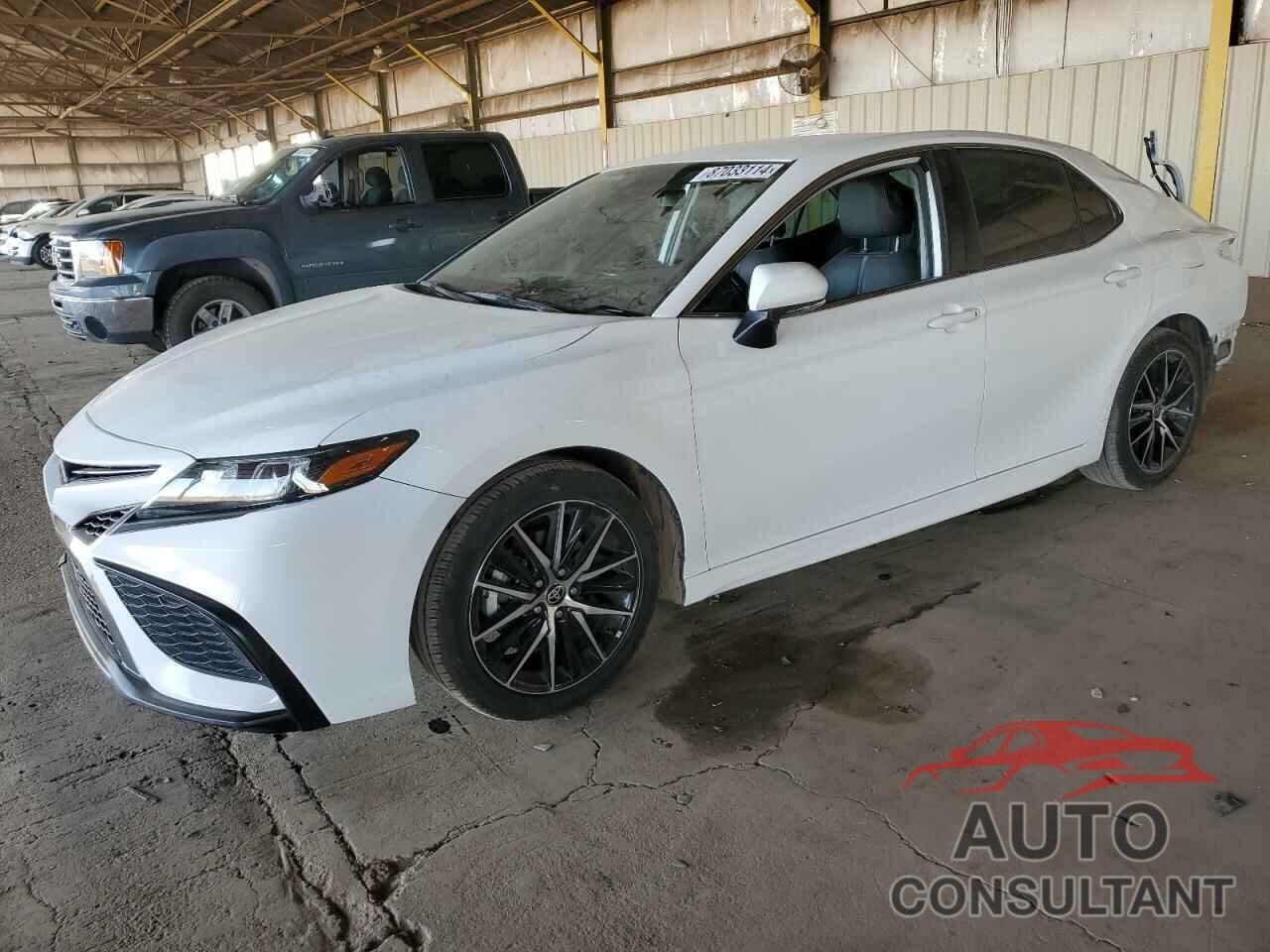 TOYOTA CAMRY 2022 - 4T1G11AK2NU043476