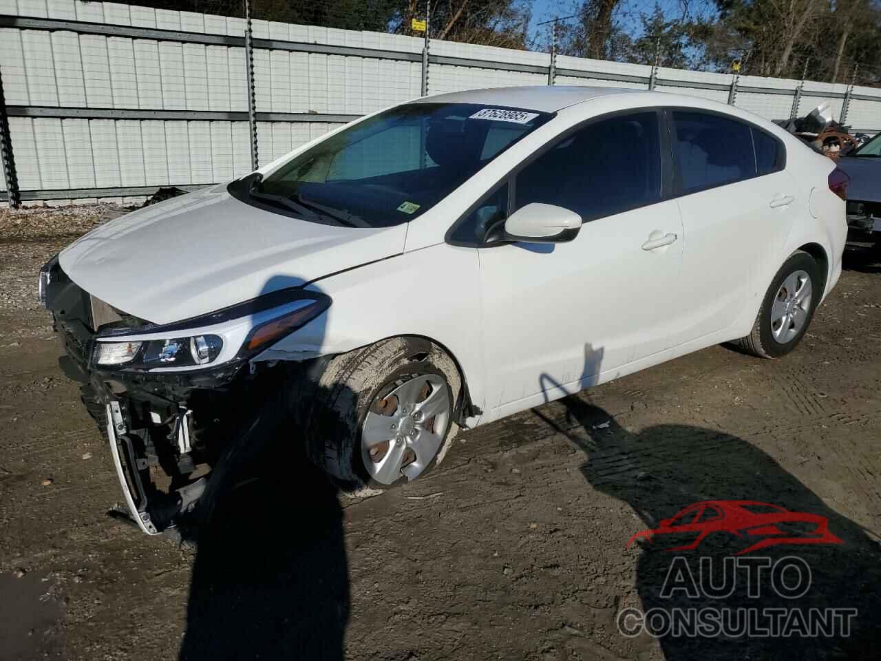 KIA FORTE 2018 - 3KPFK4A77JE220199