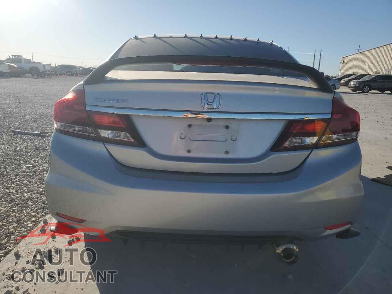 HONDA CIVIC 2014 - 19XFB2F89EE066610
