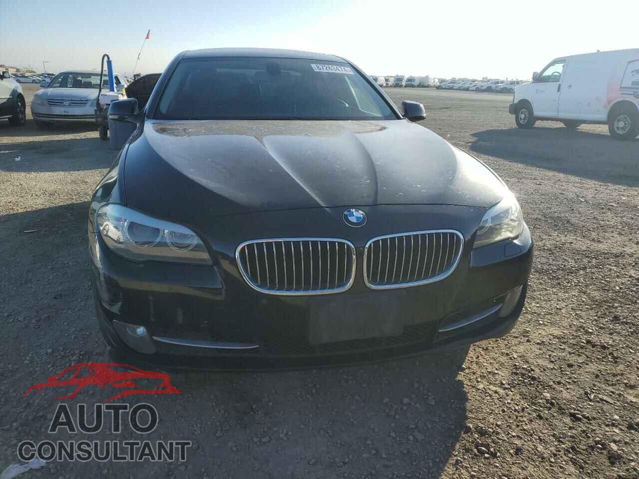 BMW 5 SERIES 2011 - WBAFR1C59BC738441