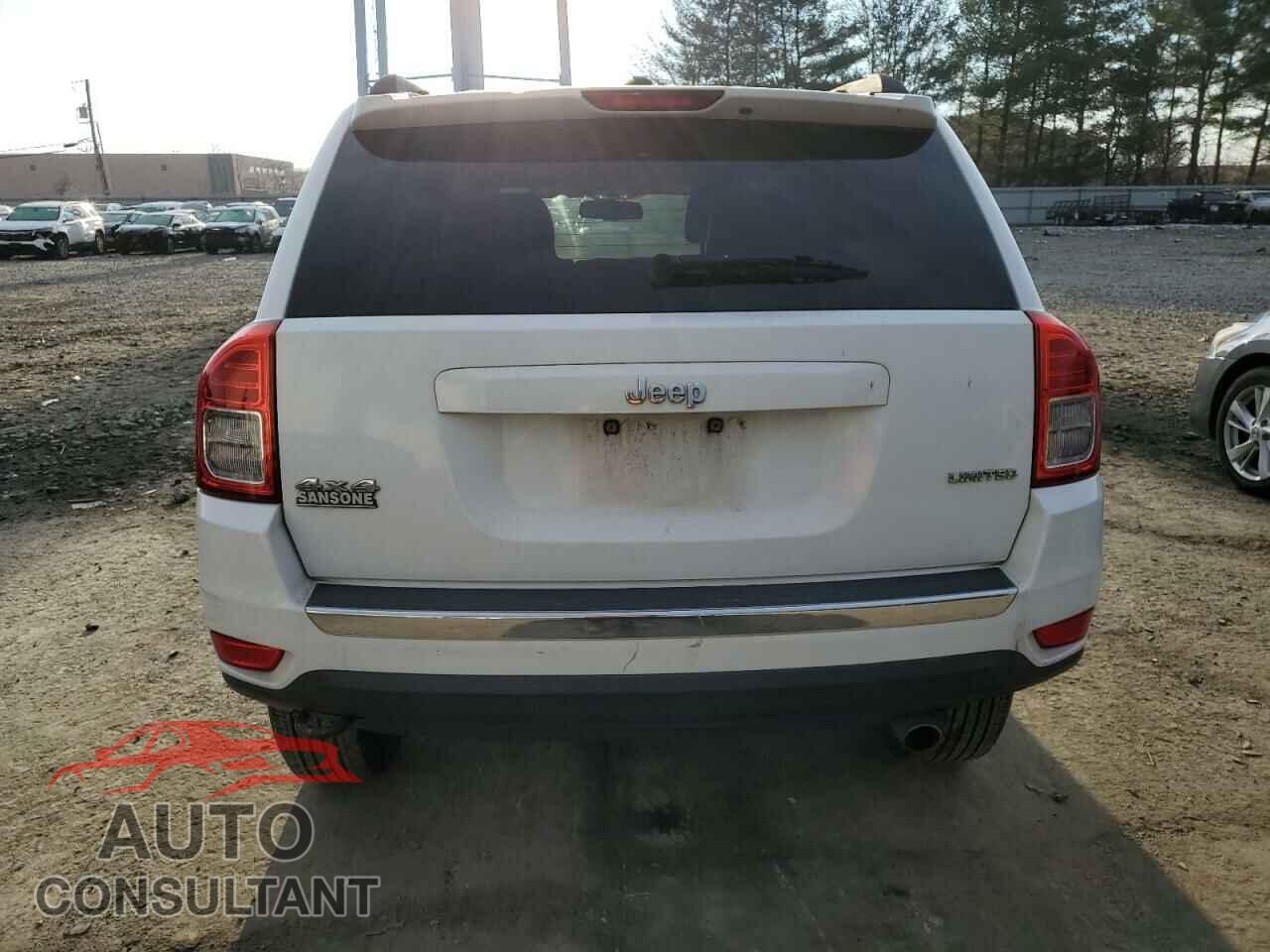 JEEP COMPASS 2011 - 1J4NF5FB1BD275327