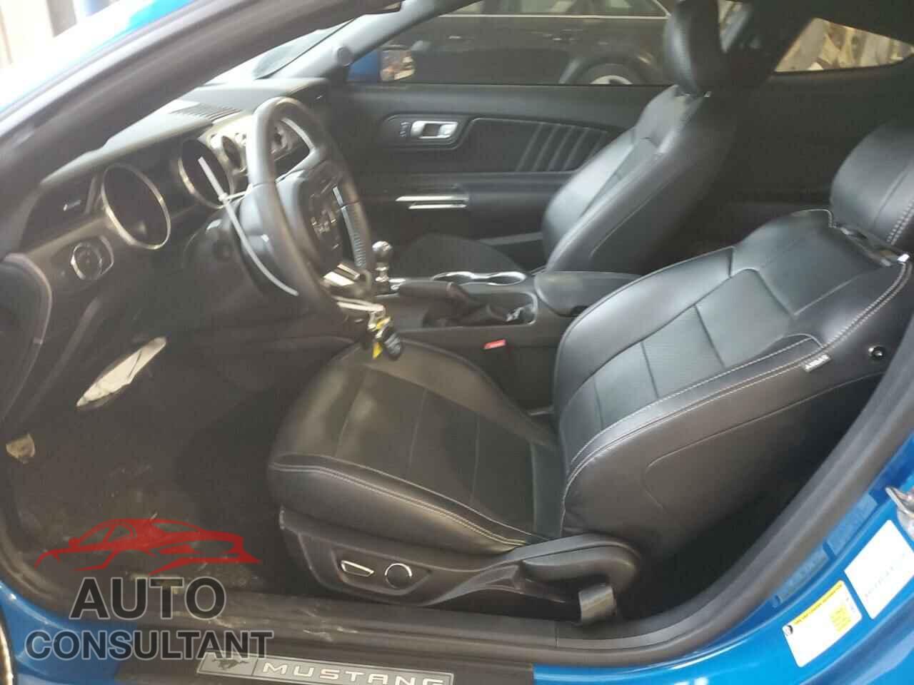 FORD MUSTANG 2019 - 1FA6P8CF6K5189690