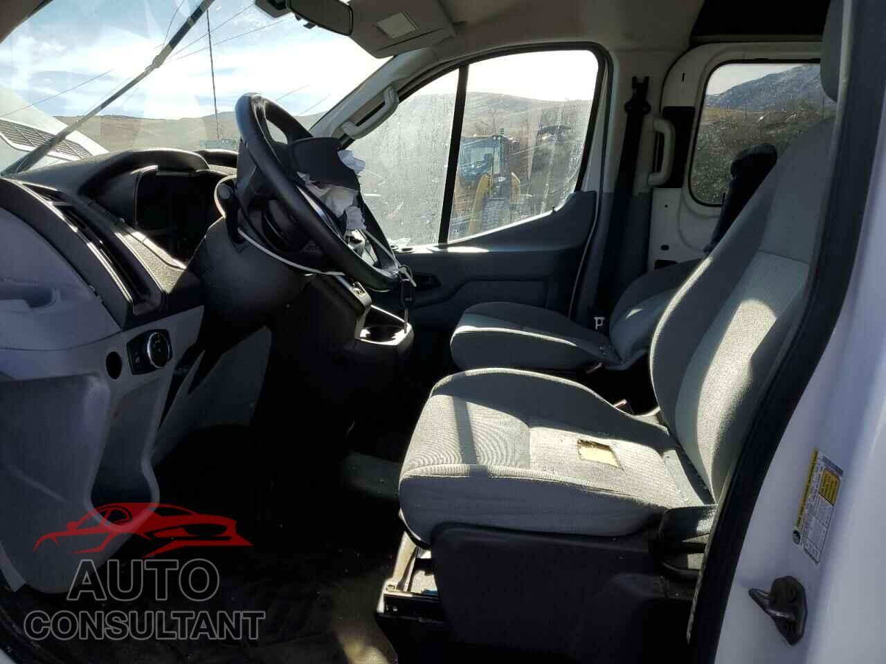 FORD TRANSIT 2015 - 1FTNE1YG5FKA20062