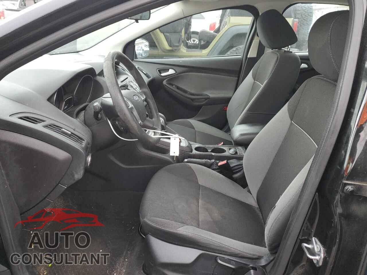 FORD FOCUS 2014 - 1FADP3F24EL418600
