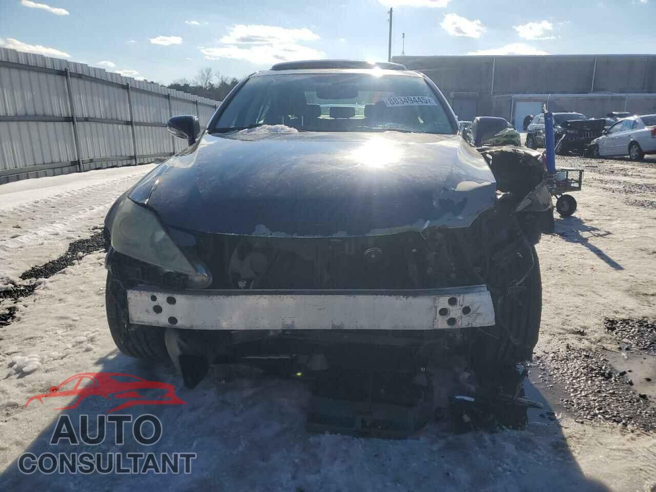 LEXUS IS 2012 - JTHCF5C24C5053733