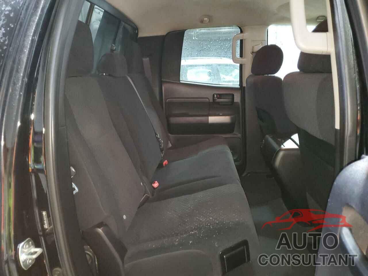 TOYOTA TUNDRA 2010 - 5TFUY5F16AX100989