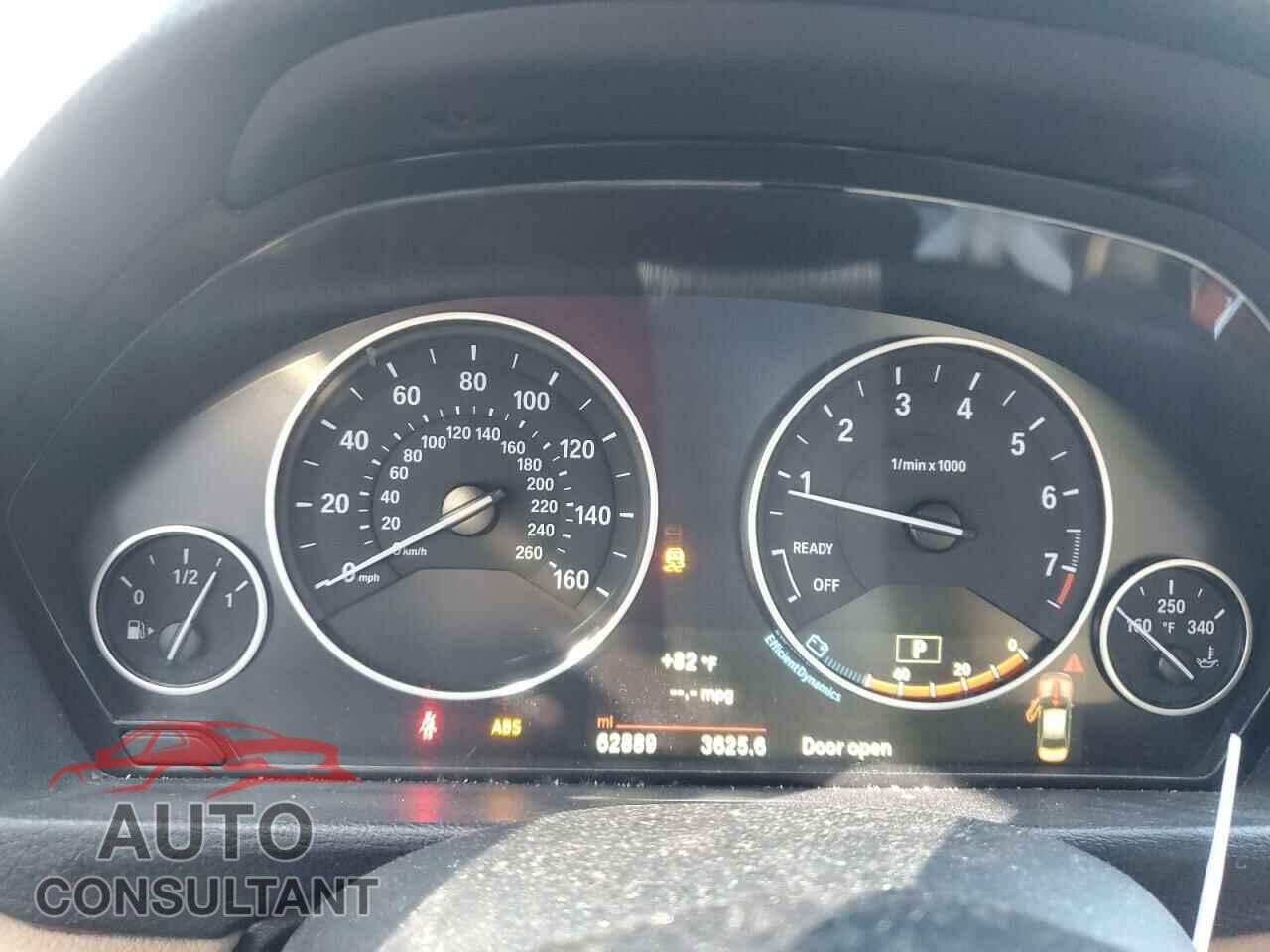 BMW 3 SERIES 2016 - WBA8E1G54GNU12248