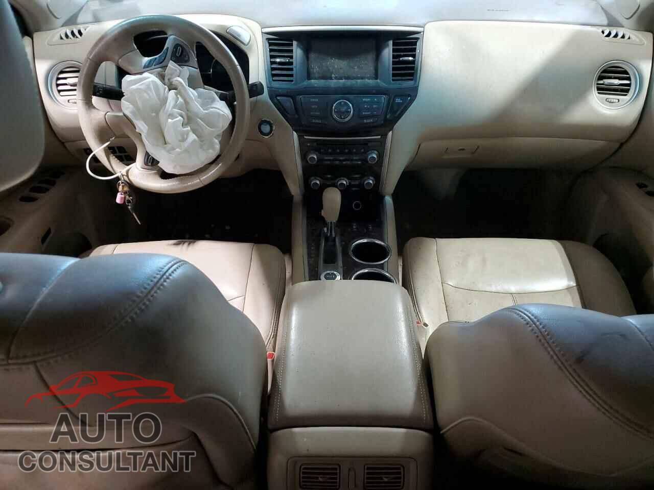 NISSAN PATHFINDER 2013 - 5N1AR2MM2DC638379