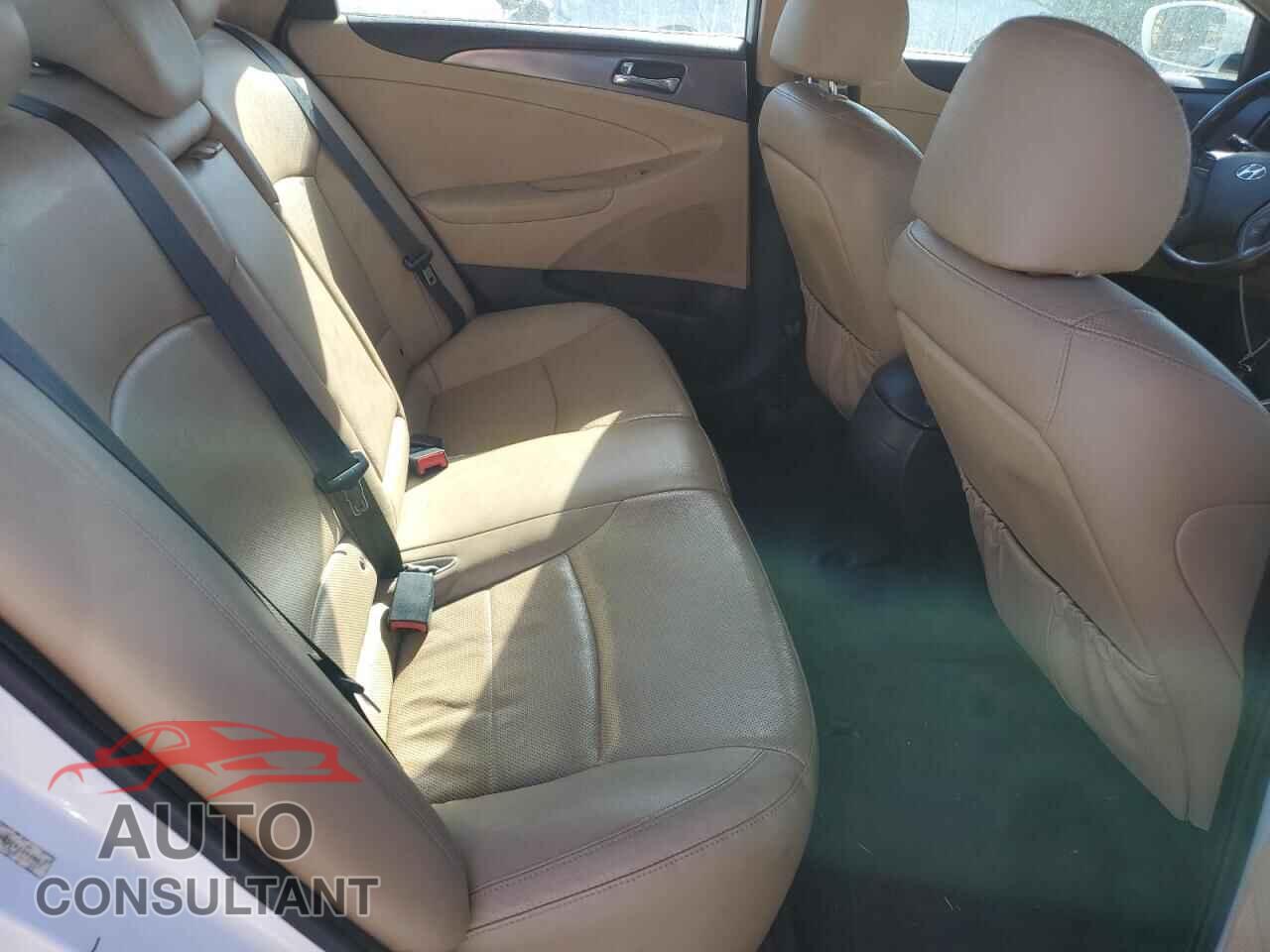 HYUNDAI SONATA 2015 - KMHEC4A49FA124496
