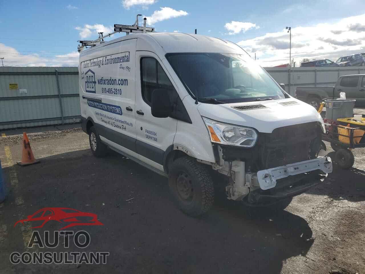 FORD TRANSIT 2015 - 1FTYR2CG1FKB17919