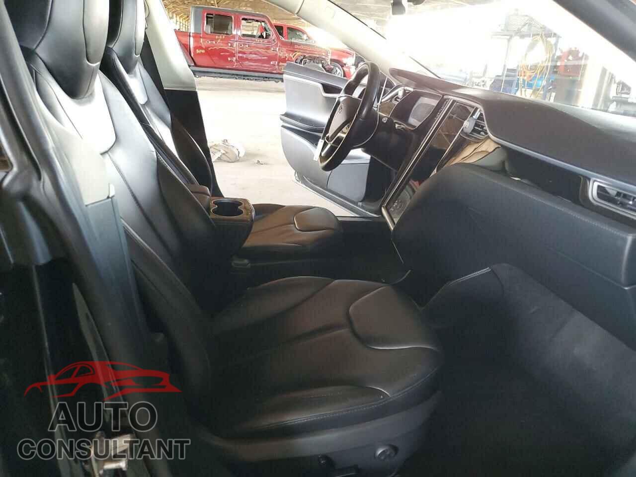 TESLA MODEL S 2015 - 5YJSA1S22FF088070