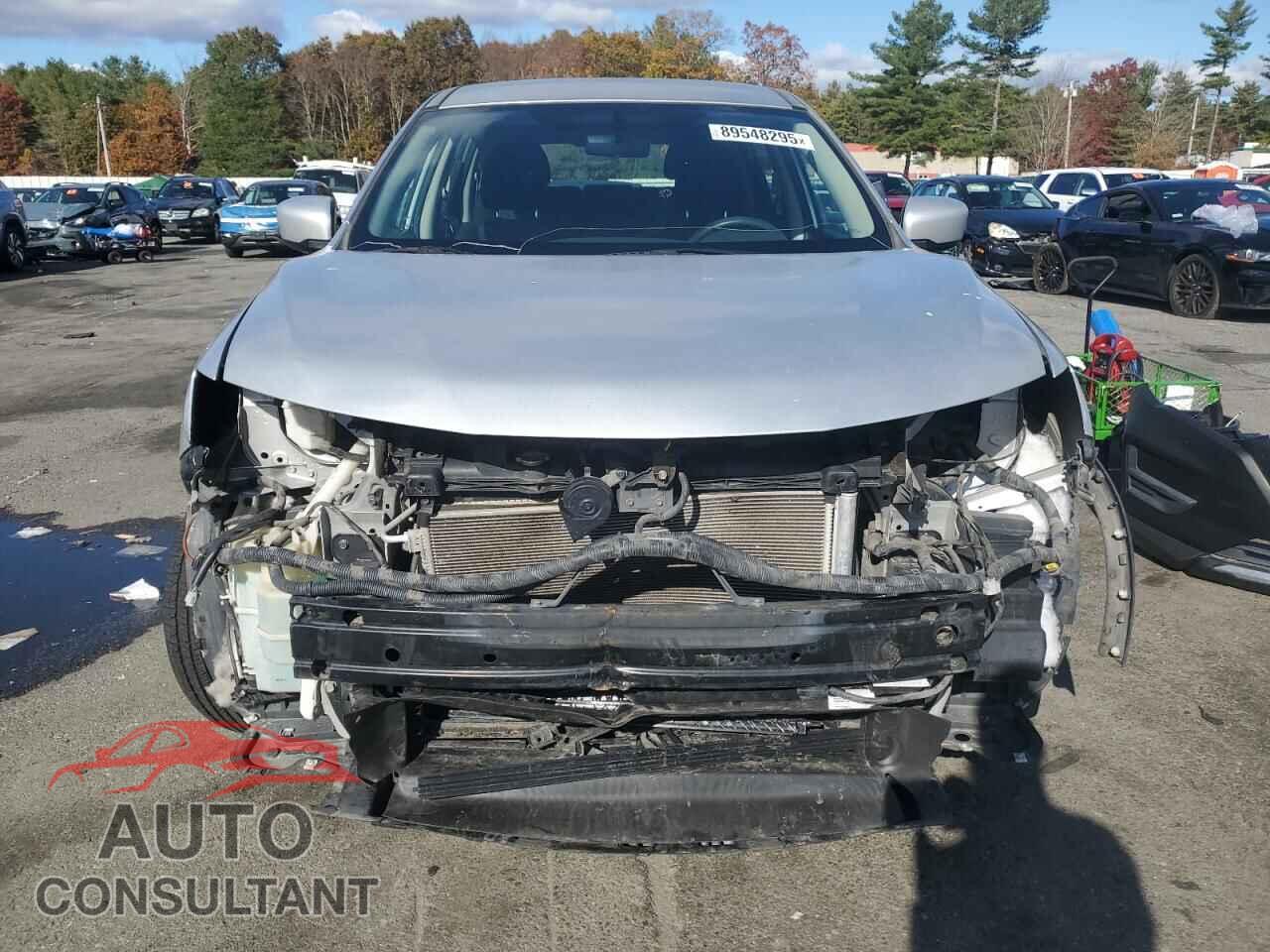NISSAN ROGUE 2017 - KNMAT2MV9HP509987