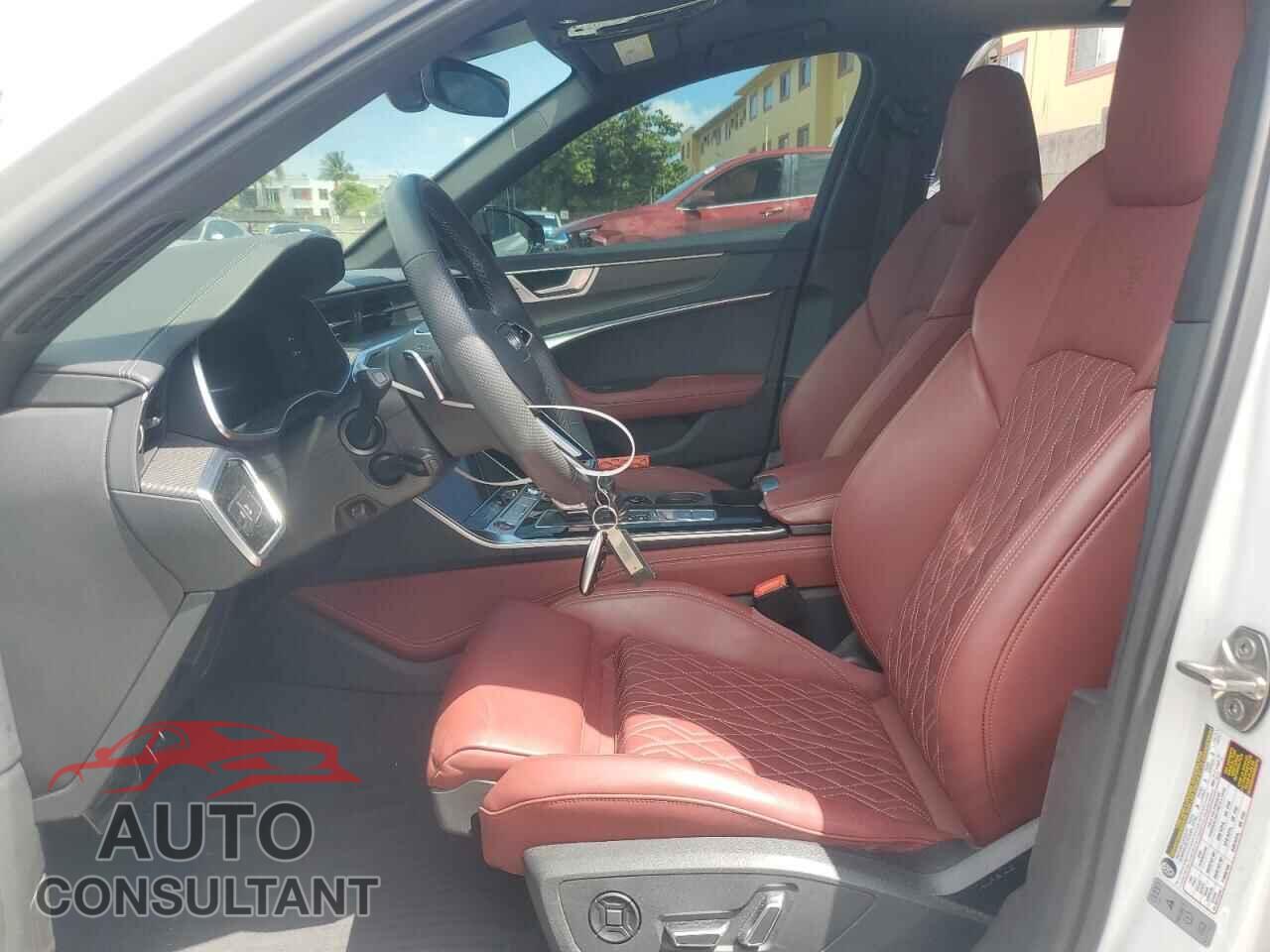 AUDI S6/RS6 2023 - WAUFFBF2XPN043381