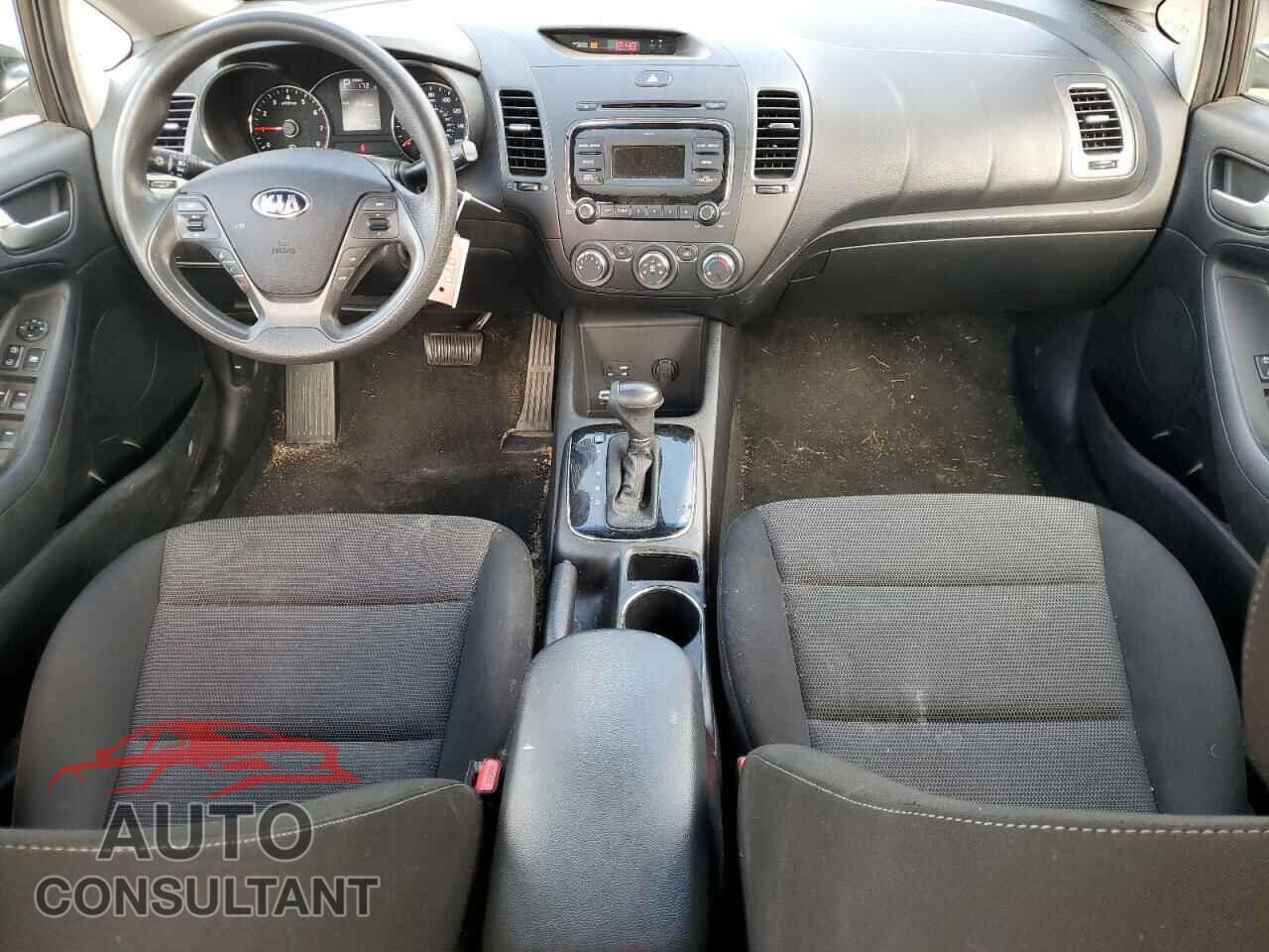 KIA FORTE 2017 - 3KPFK4A7XHE102433