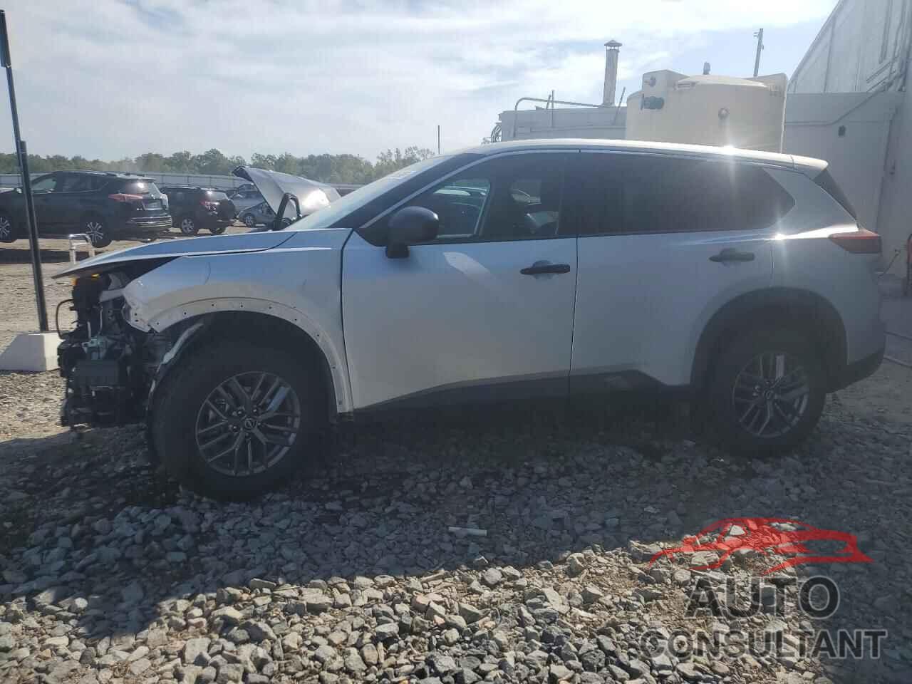 NISSAN ROGUE 2024 - 5N1BT3AB1RC674702