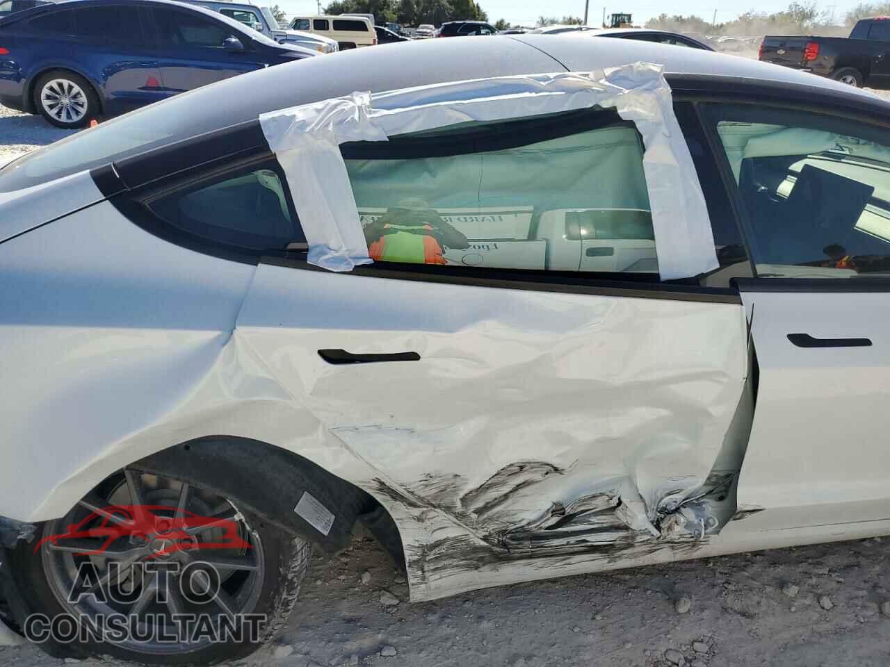 TESLA MODEL 3 2021 - 5YJ3E1EA4MF866636