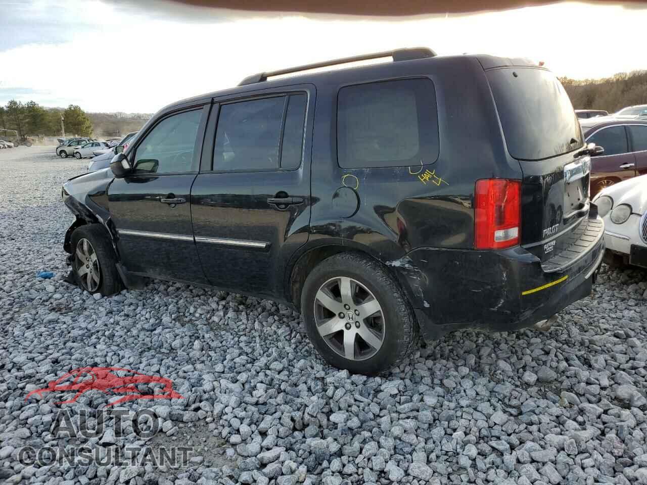 HONDA PILOT 2015 - 5FNYF4H99FB023136