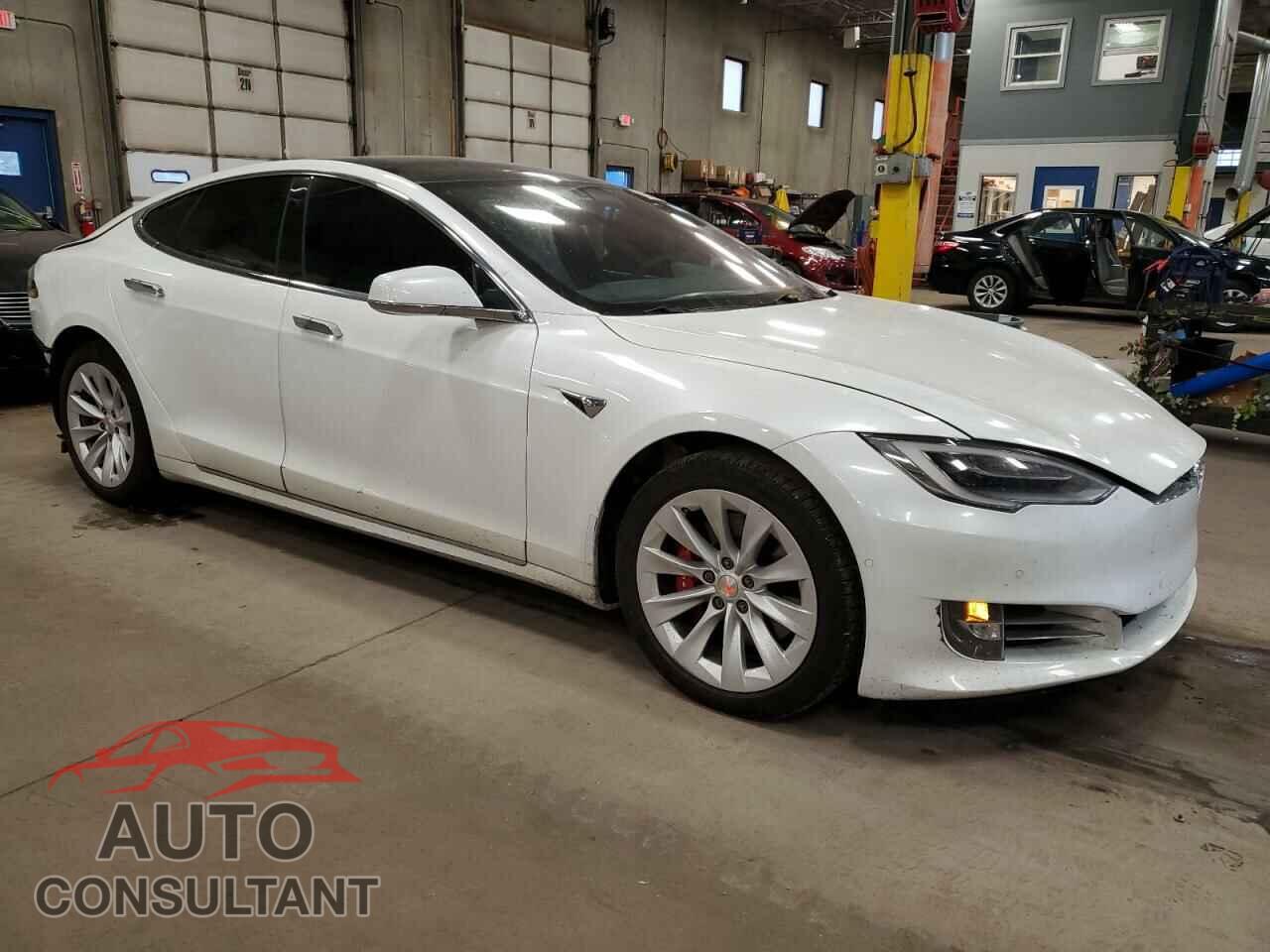TESLA MODEL S 2017 - 5YJSA1E22HF204429