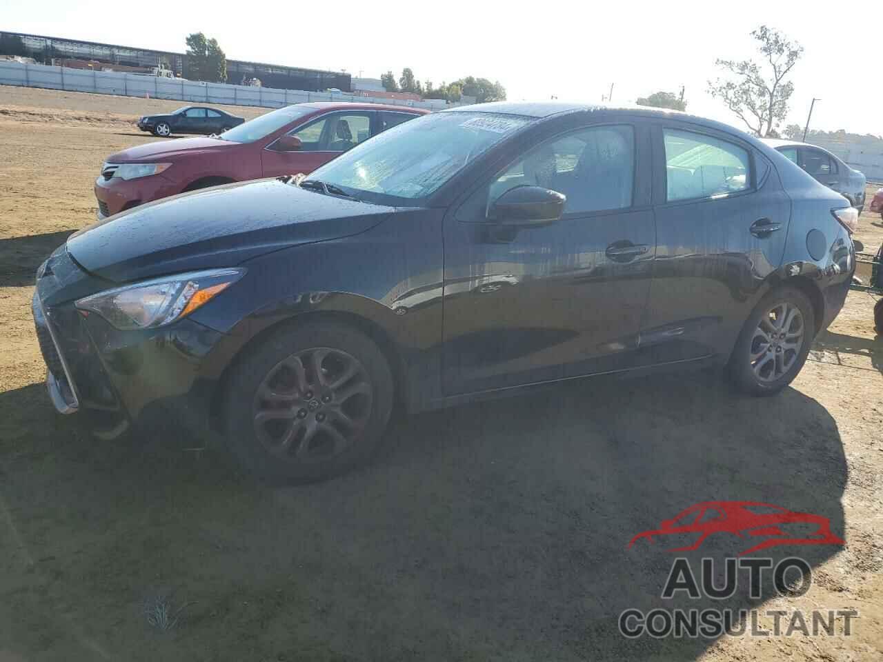TOYOTA YARIS 2019 - 3MYDLBYV1KY518357