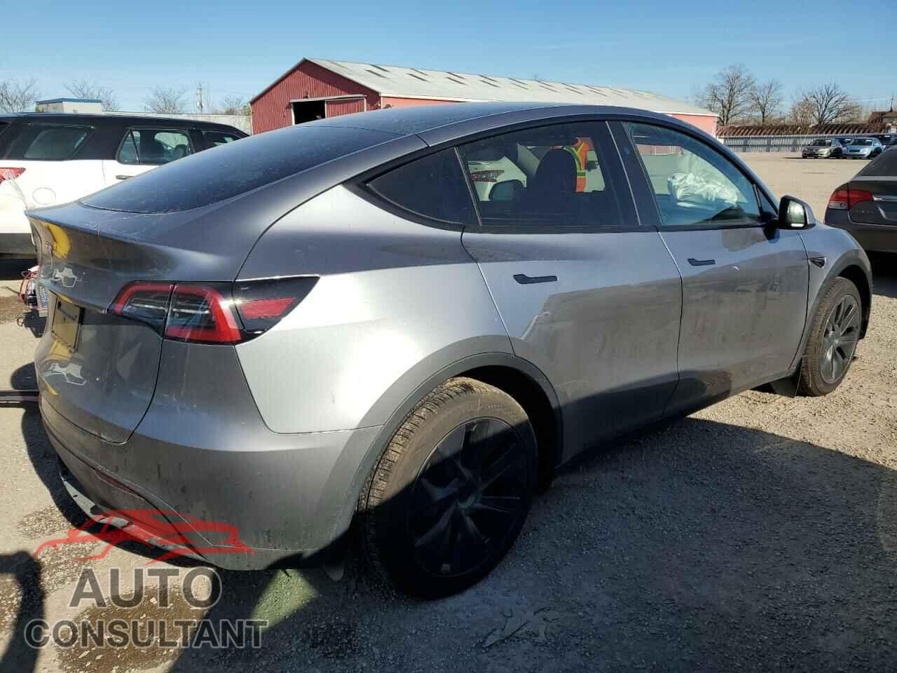 TESLA MODEL Y 2024 - LRWYGDFD6RC673223
