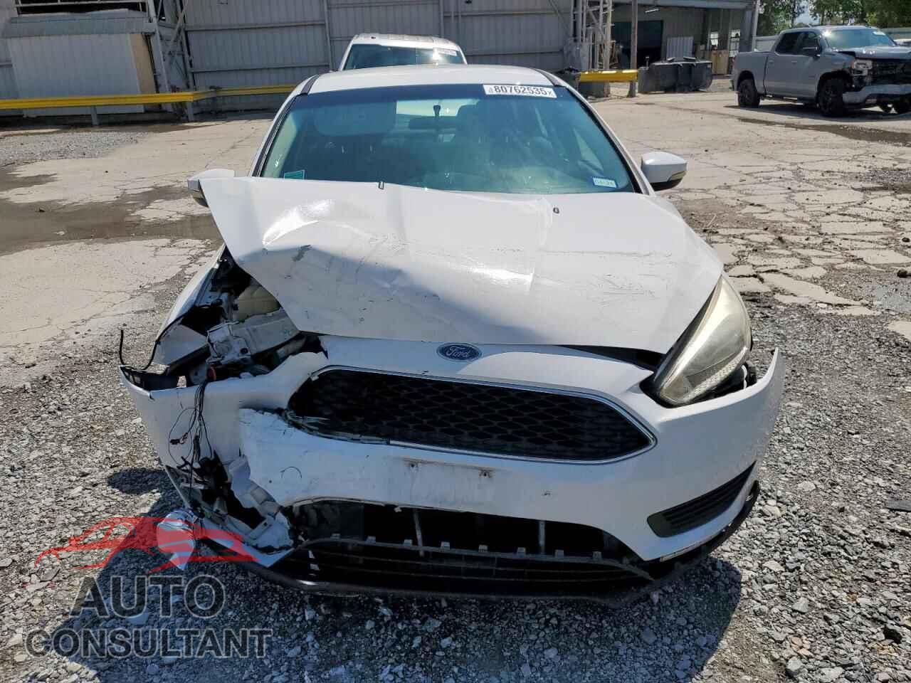 FORD FOCUS 2017 - 1FADP3F22HL320265