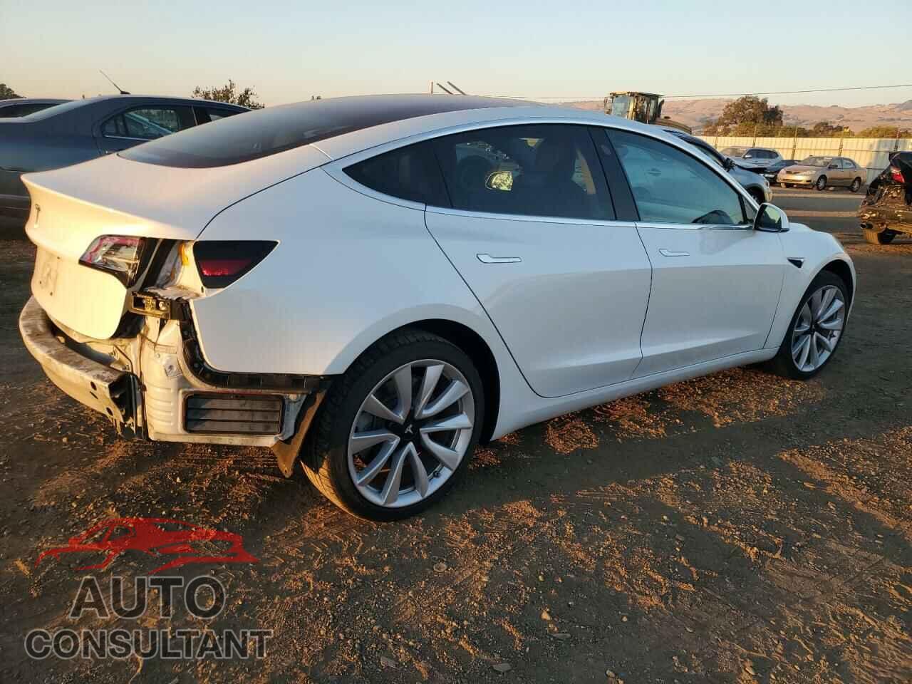 TESLA MODEL 3 2017 - 5YJ3E1EA6HF002595