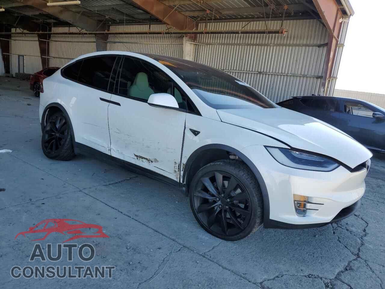 TESLA MODEL X 2017 - 5YJXCDE20HF074958