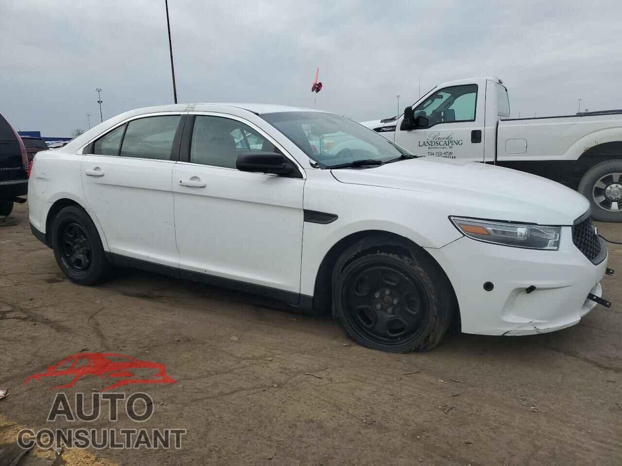 FORD TAURUS 2017 - 1FAHP2MT8HG145732