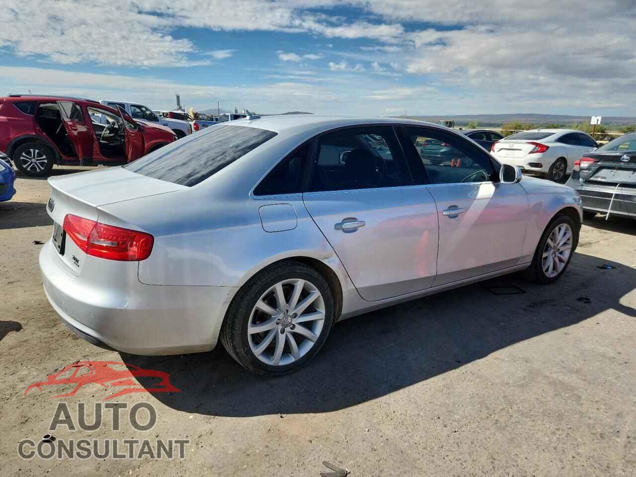 AUDI A4 2013 - WAUFFAFL9DN035934