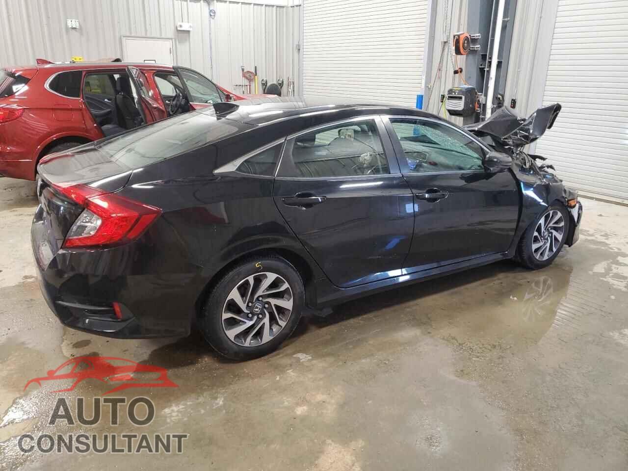 HONDA CIVIC 2017 - 19XFC2F75HE224692